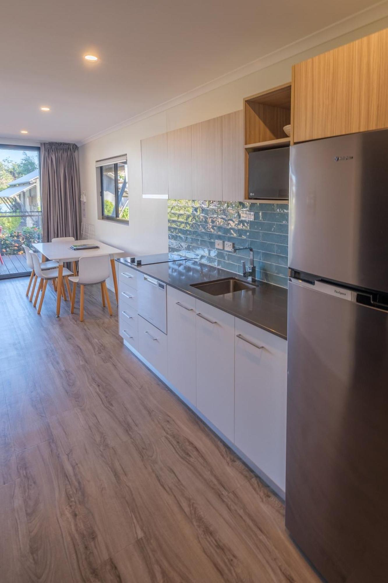 Kimberleyland Waterfront Holiday Park Кунунура Екстериор снимка